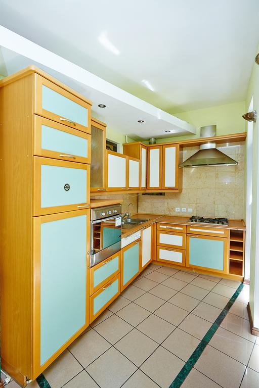 Apartment Deribasovskaya With Jacuzzi Οδησσός Εξωτερικό φωτογραφία