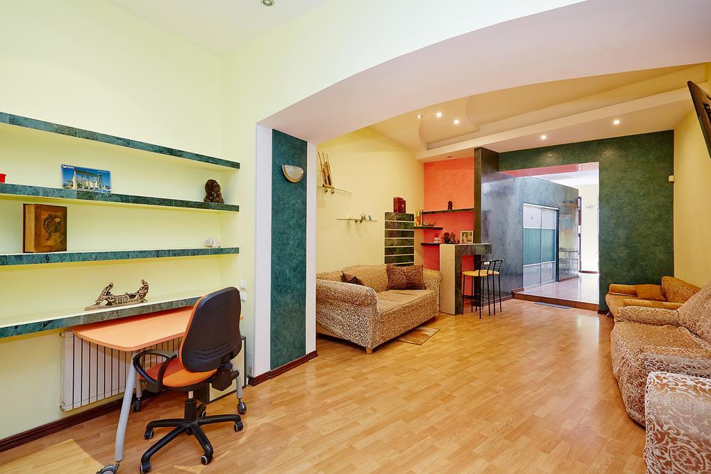 Apartment Deribasovskaya With Jacuzzi Οδησσός Εξωτερικό φωτογραφία